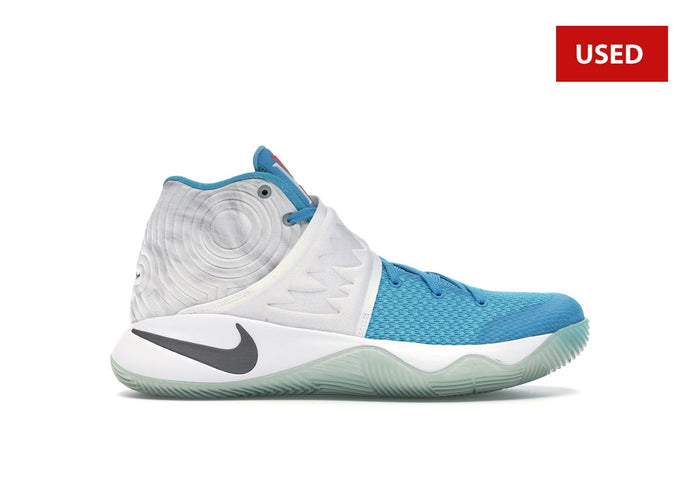 (USED) Nike Kyrie 2 Christmas - Sz 9.5