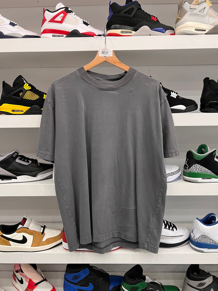 (USED) Yeezy x Gap Light Grey Light Grey Shirt