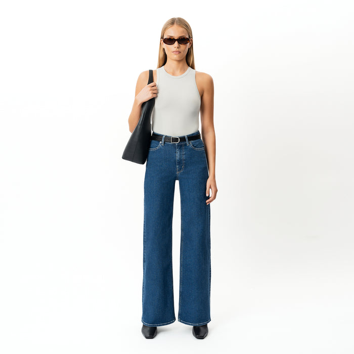 Height: 171 cm | Length: 32" | Size: XS / Height: 5'7" | Length: 32" | Size: XS