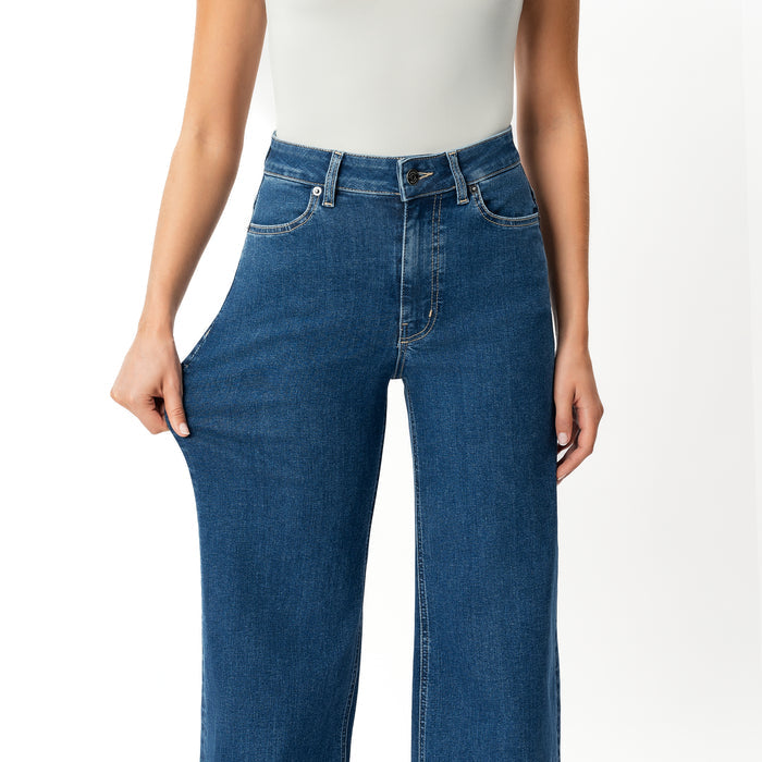 Height: 171 cm | Length: 32" | Size: XS / Height: 5'7" | Length: 32" | Size: XS