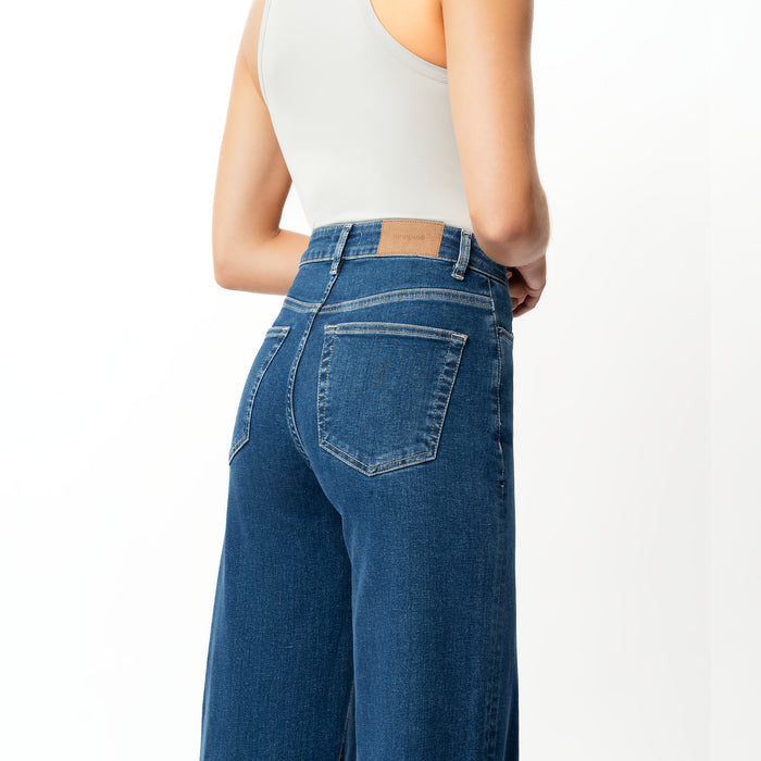 Height: 171 cm | Length: 32" | Size: XS / Height: 5'7" | Length: 32" | Size: XS
