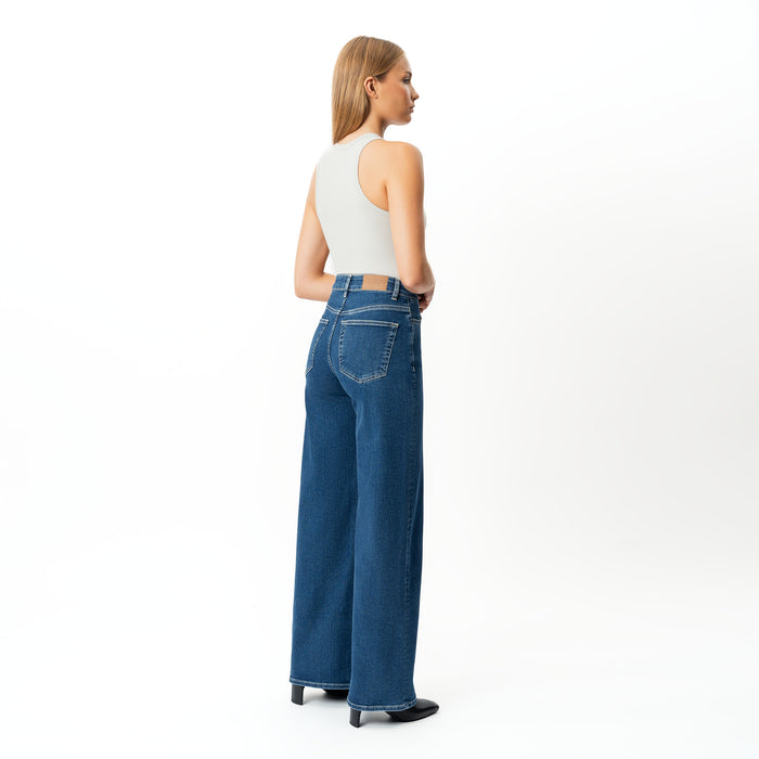 Height: 171 cm | Length: 32" | Size: XS / Height: 5'7" | Length: 32" | Size: XS